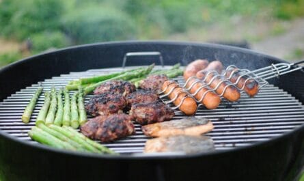 Grill z jedzeniem